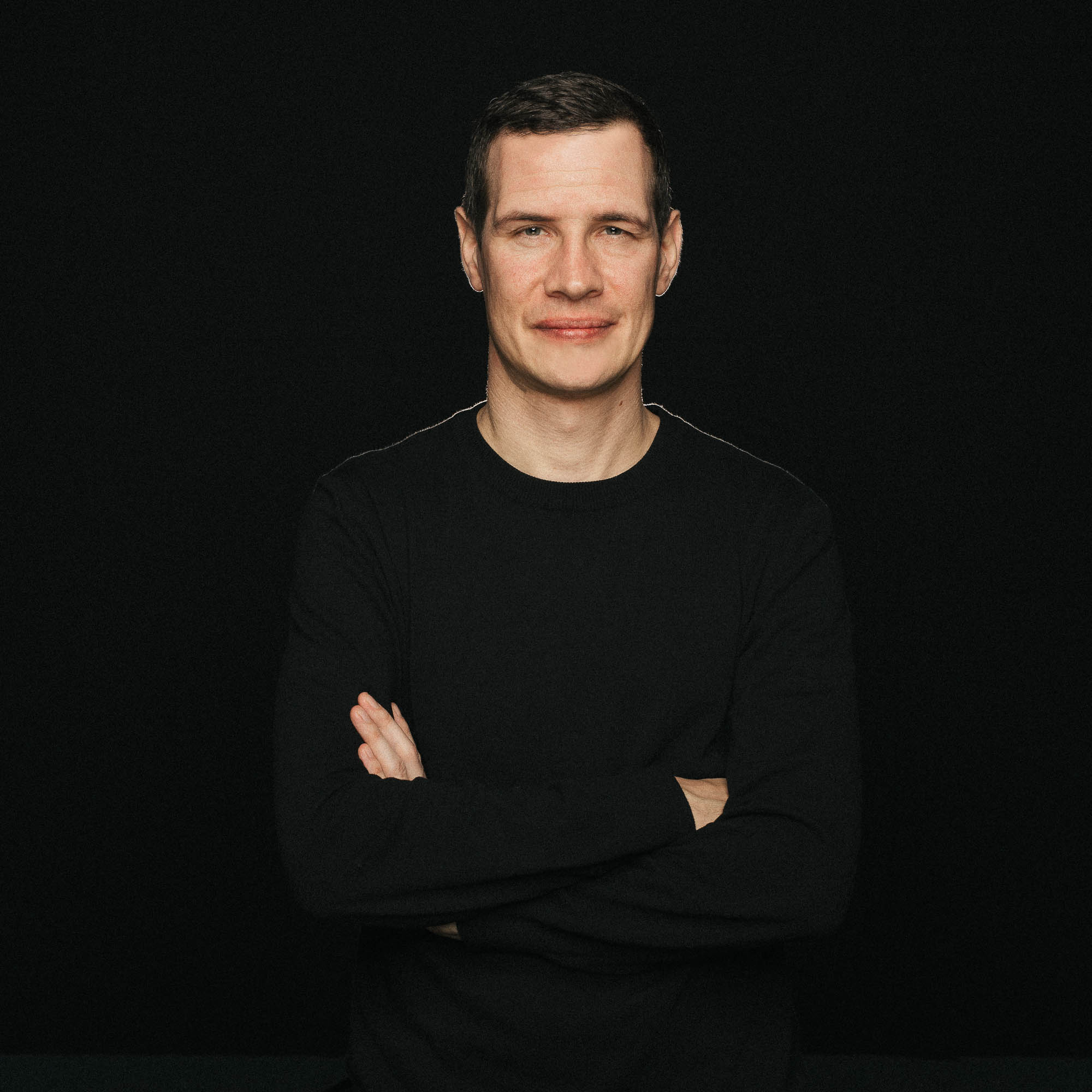 Export x3 Headshoots Adrian05565 Bearbeitet 2 Capture